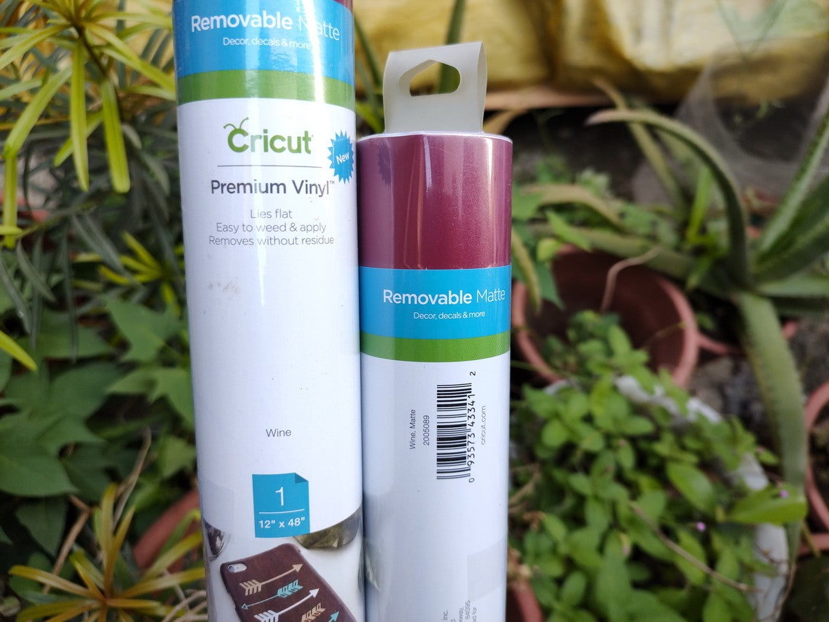 Branded Cricut Vinyl Lettering Film 30.5cm x 122cm