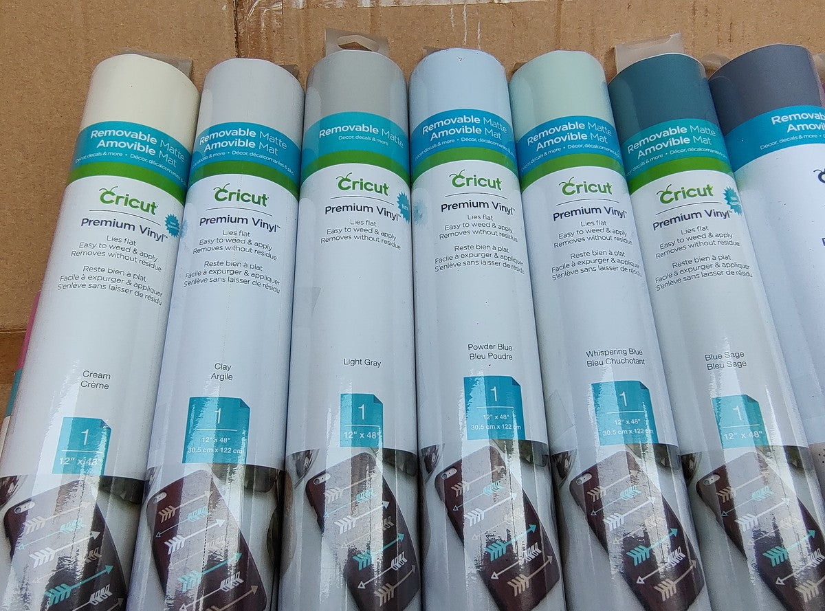 Branded Cricut Vinyl Lettering Film 30.5cm x 122cm
