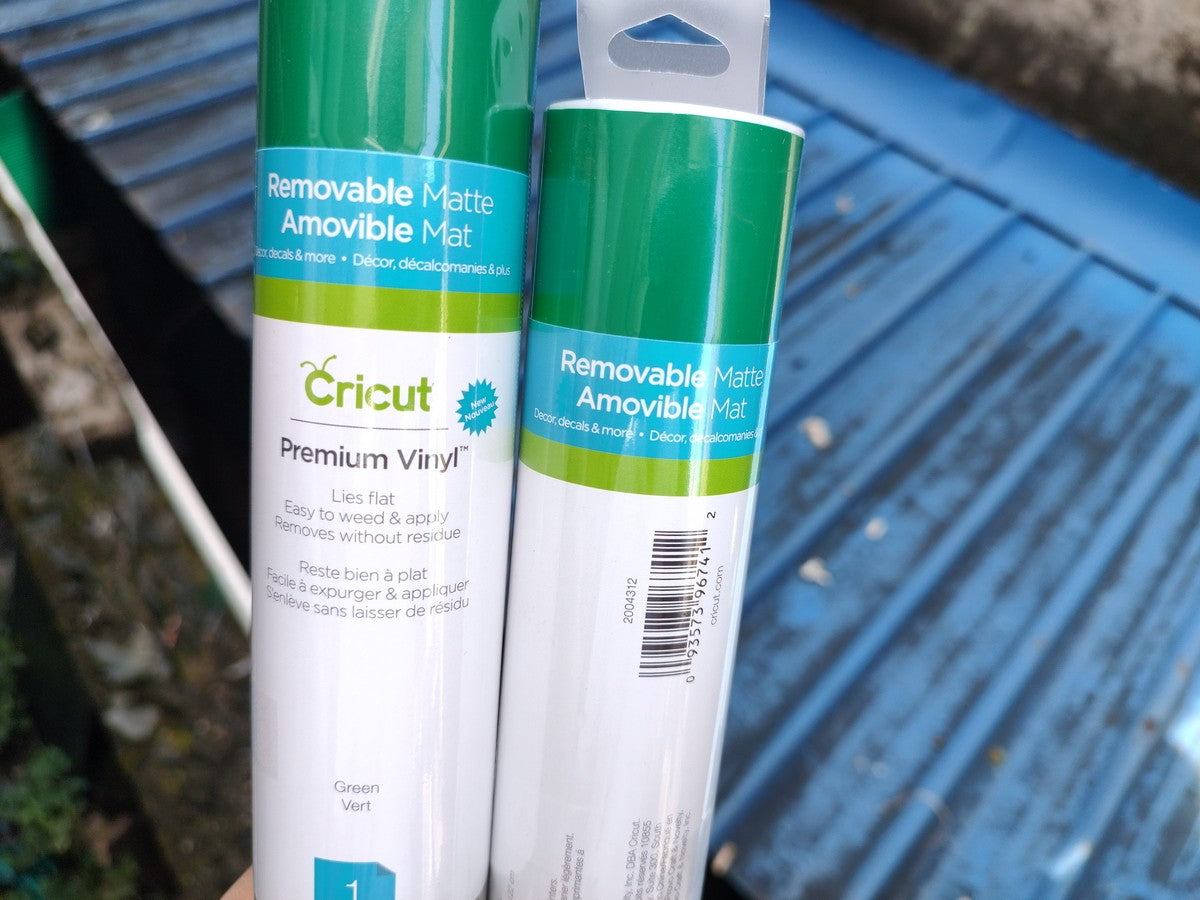 Branded Cricut Vinyl Lettering Film 30.5cm x 122cm