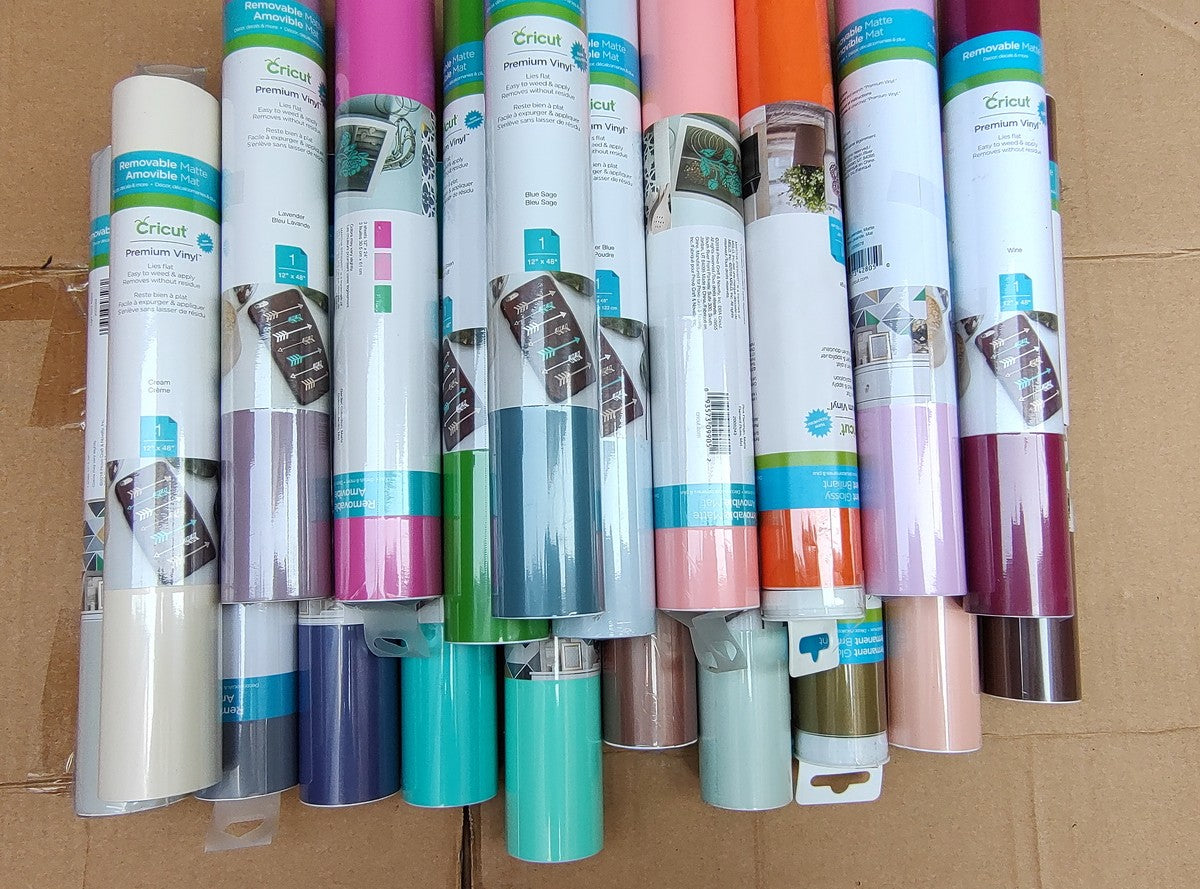 Branded Cricut Vinyl Lettering Film 30.5cm x 122cm