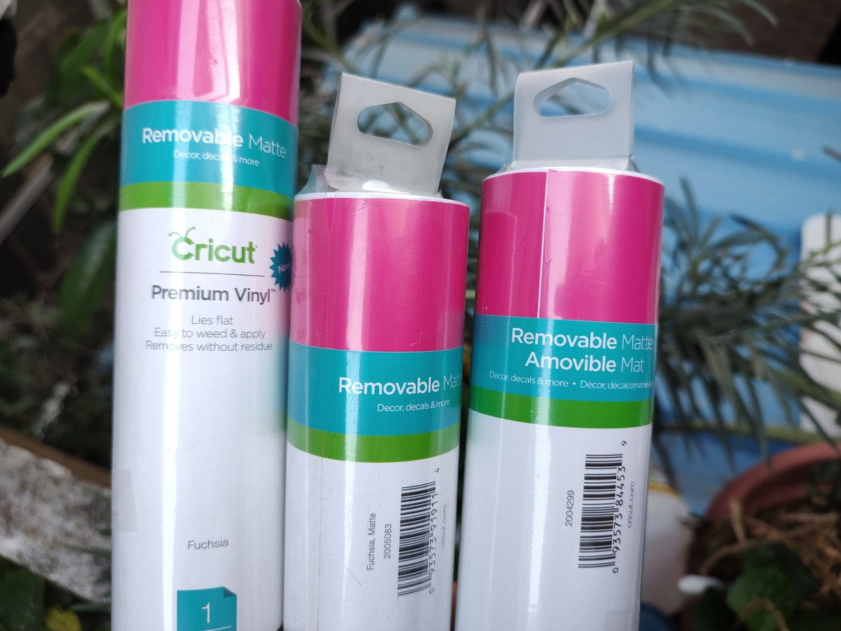 Branded Cricut Vinyl Lettering Film 30.5cm x 122cm