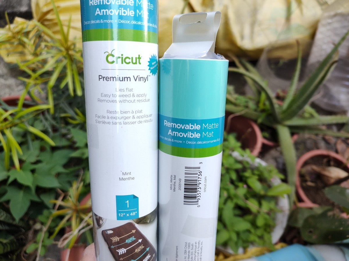 Branded Cricut Vinyl Lettering Film 30.5cm x 122cm