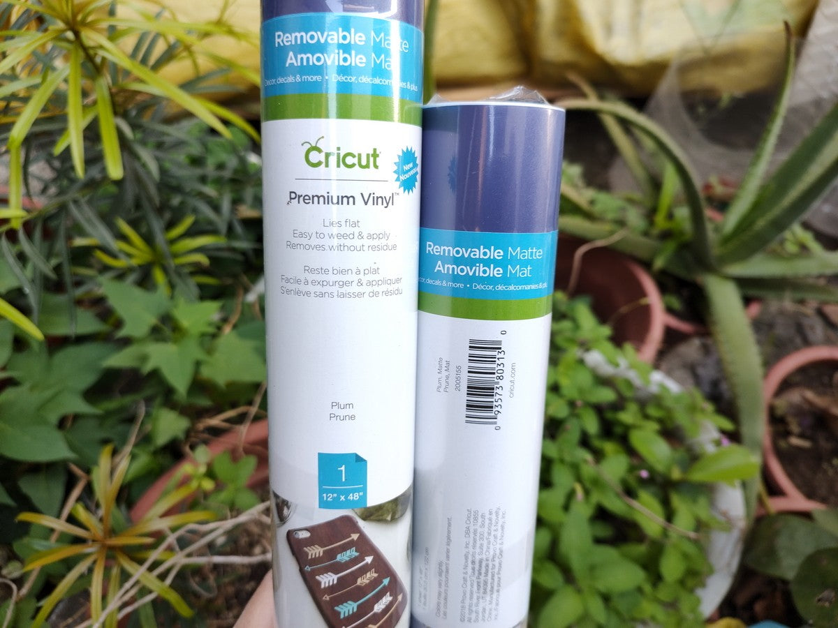 Branded Cricut Vinyl Lettering Film 30.5cm x 122cm