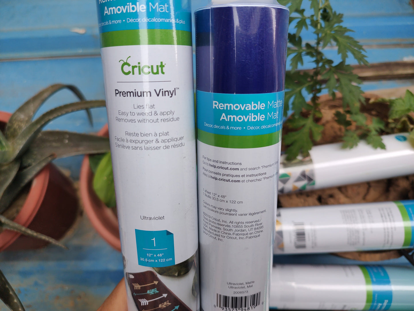 Branded Cricut Vinyl Lettering Film 30.5cm x 122cm