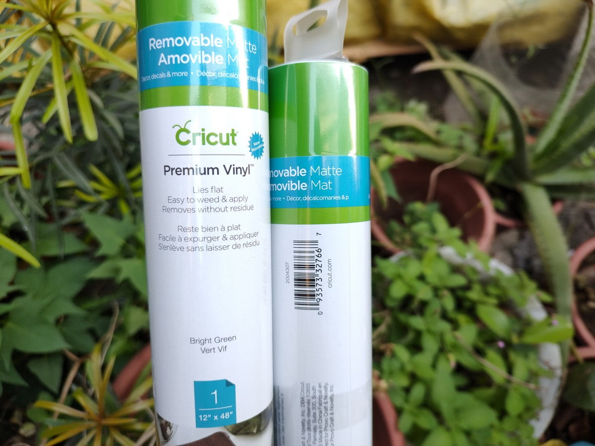 Branded Cricut Vinyl Lettering Film 30.5cm x 122cm